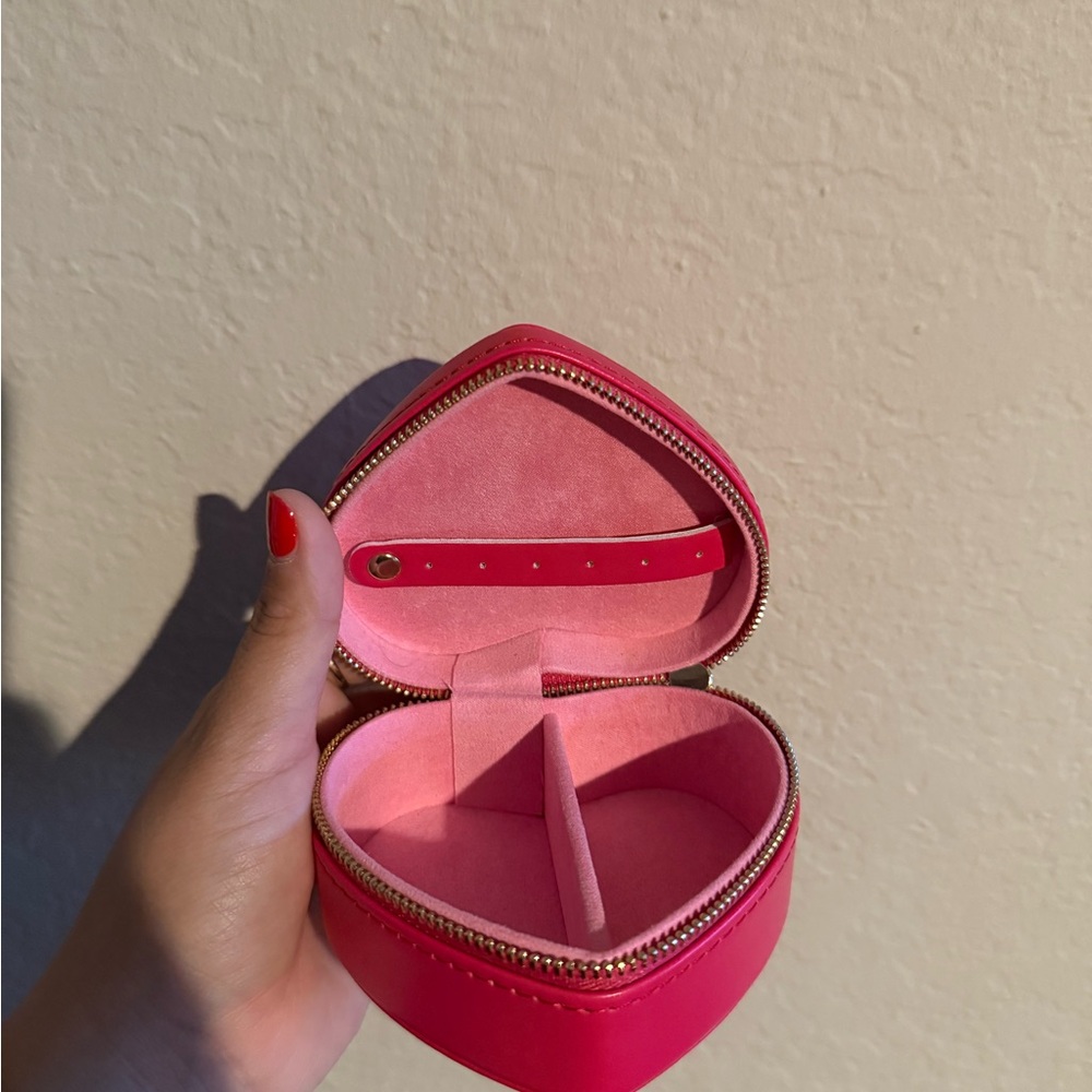 Pink Heart-Shaped Jewelry Case